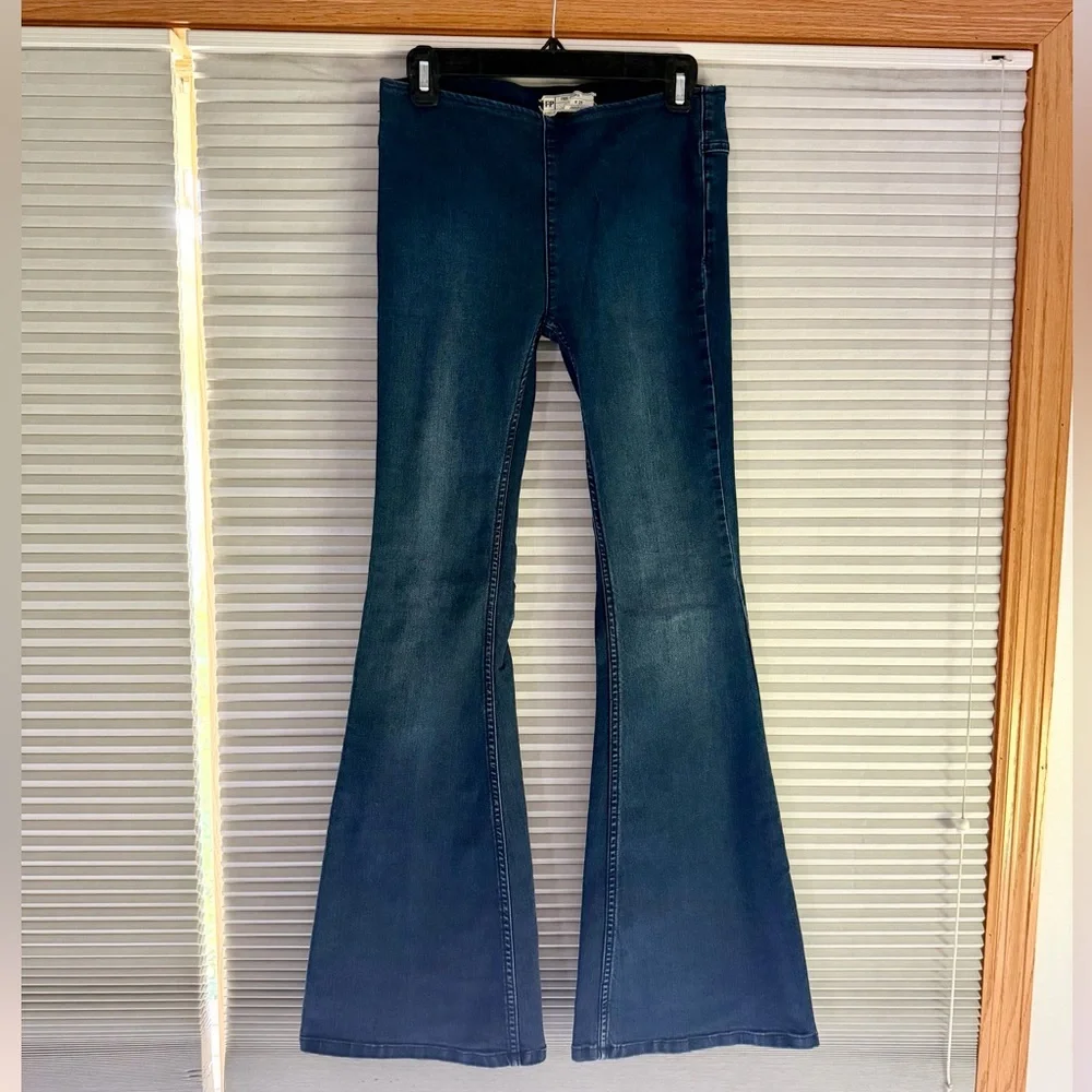 Free People Dark Blue High-Rise Jeggings